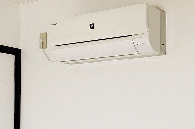 空気清浄機能付エアコン